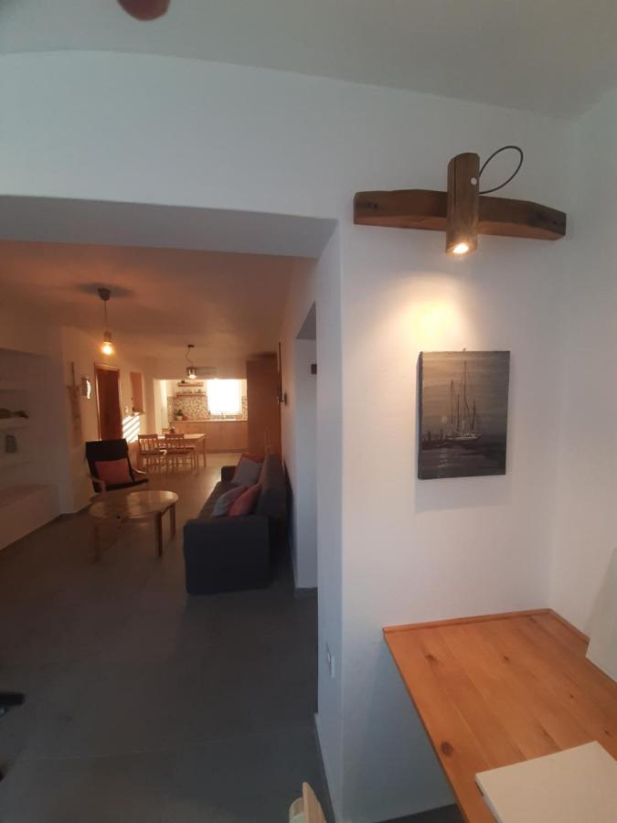 Apartment Art House